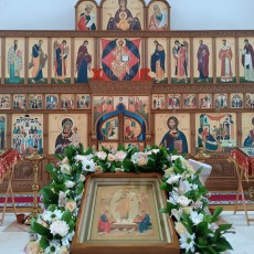 Пасхальная служба на монастырском подворье Пасхальная служба на монастырском подворье