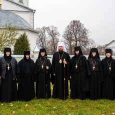 Архиерейское богослужение в Свято-Ильинском монастыре Архиерейское богослужение в Свято-Ильинском монастыре