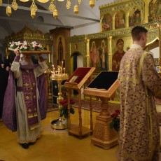 Крестопоклонная неделя Великого поста